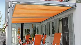 Sonnenschutz mit Markisentuch